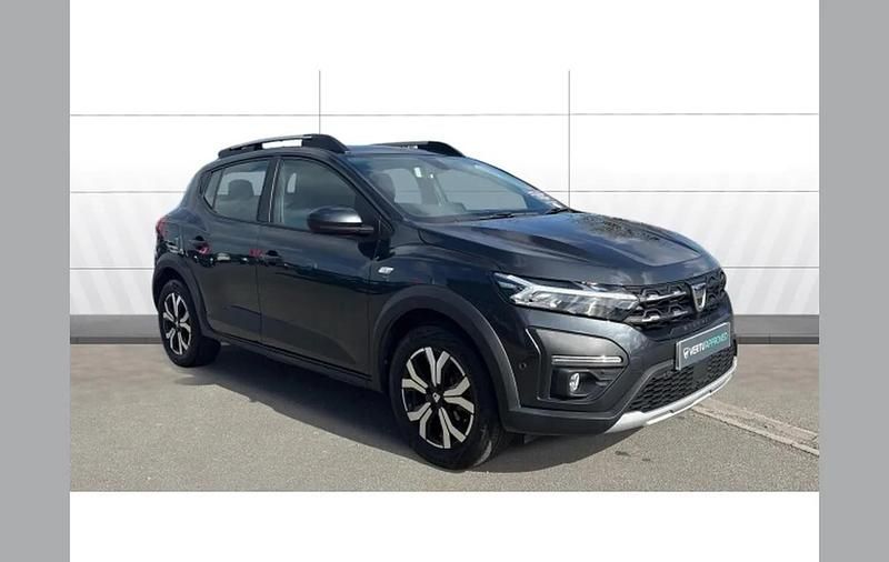 Used Dacia Sandero Prestige 90 HP (66 kW) 2022 Grey SUV