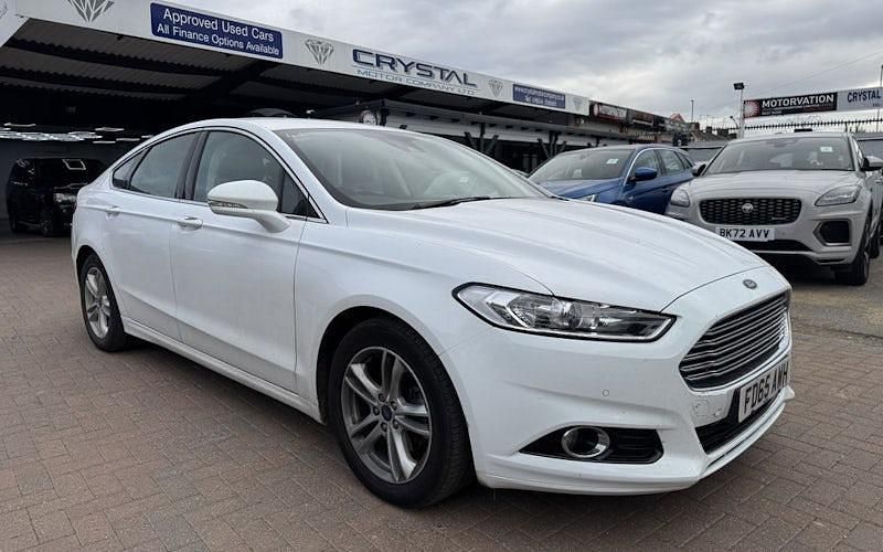 Used 2017 Ford Mondeo Titanium Hatchback | £9,995 (Good price) - Image 1/4