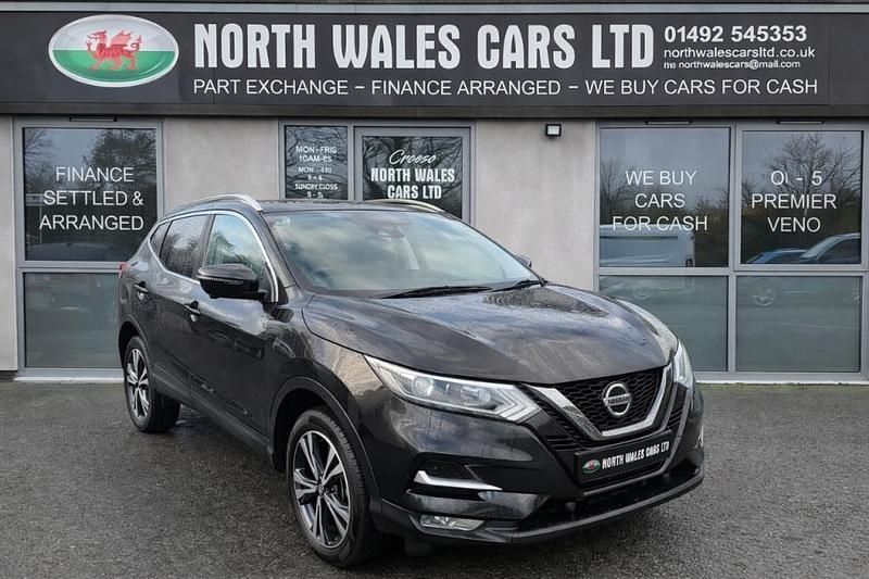 Used Nissan Qashqai N-Connecta 115 HP (84 kW) 2019 Black SUV