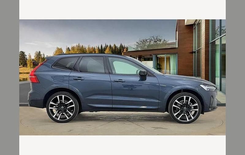 Used Volvo XC60 Ultimate 247 HP (181 kW) 2022 Blue SUV