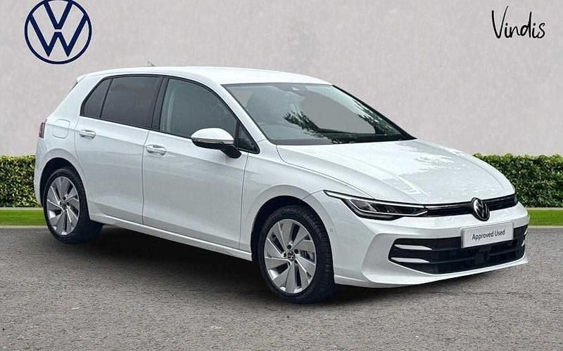 Used 2025 VW Golf VIII Match Hatchback | £27,021 (A bit pricey) - Image 1/4
