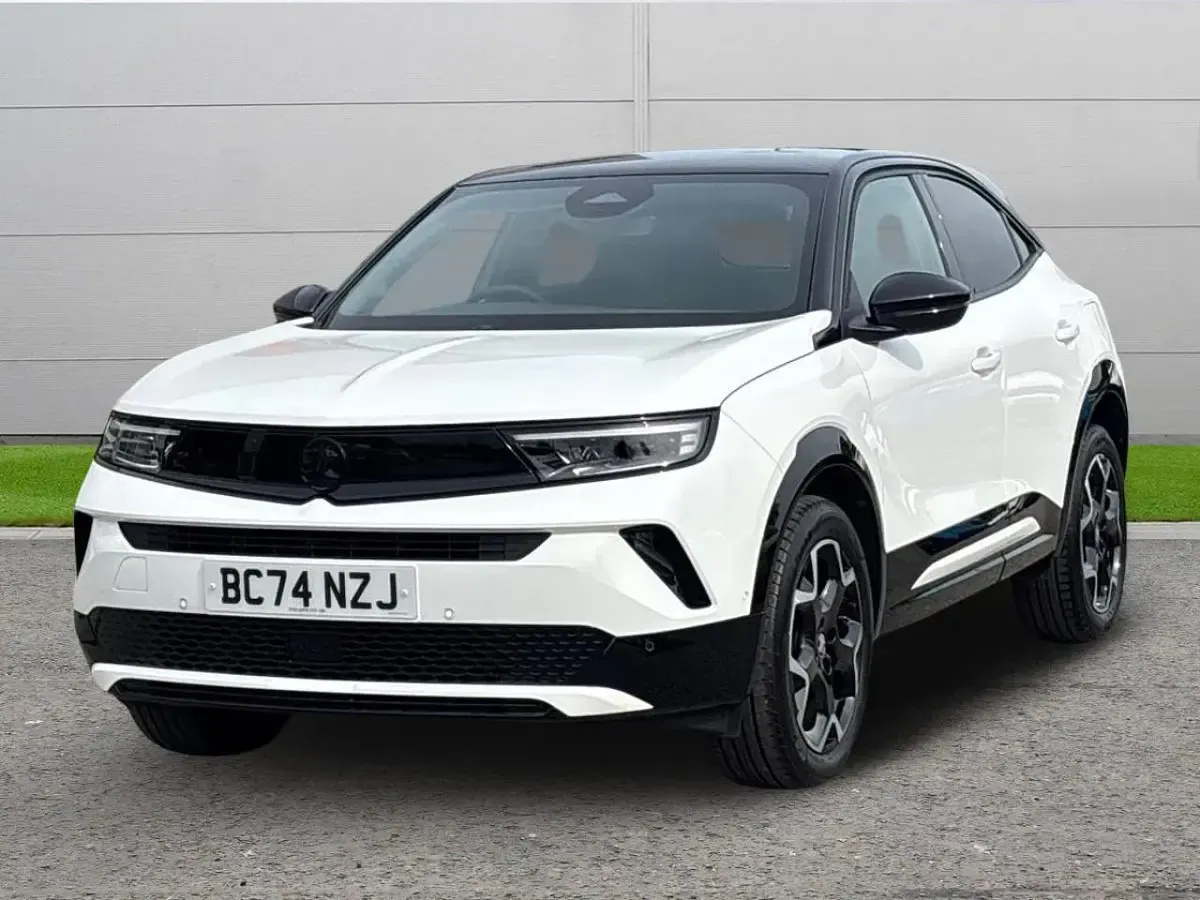 Used Vauxhall Mokka Ultimate 128 HP (94 kW) 2025 White SUV