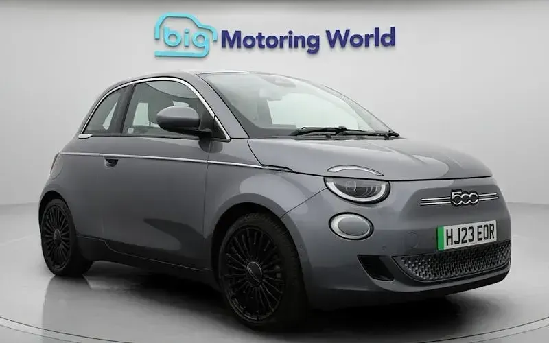 Used Fiat 500e La Prima 86 kW (118 HP) 2023 Hatchback