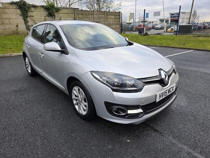 Used Renault Mégane III Dynamique 2015 Silver Hatchback