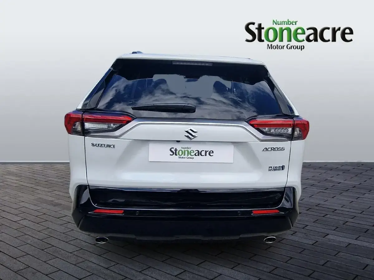 New Suzuki Across 297 HP (218 kW) 2026 White SUV