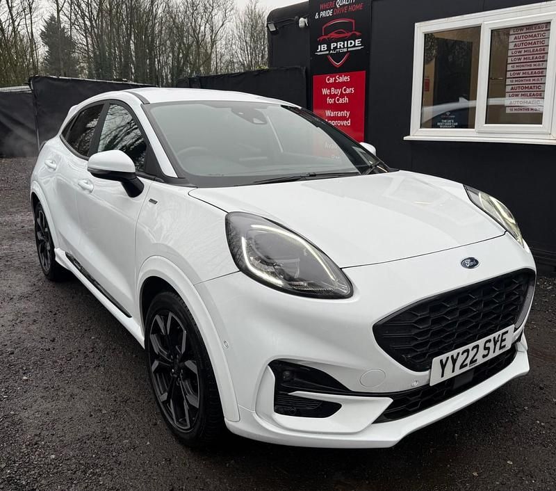 White Used 2022 Ford Puma ST-Line X Hatchback | £12,195 (Super price) - Image 1/4