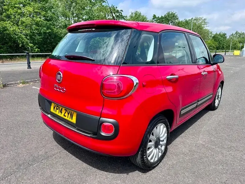 Used Fiat 500L Pop Star 95 HP (69 kW) 2014 Red MPV