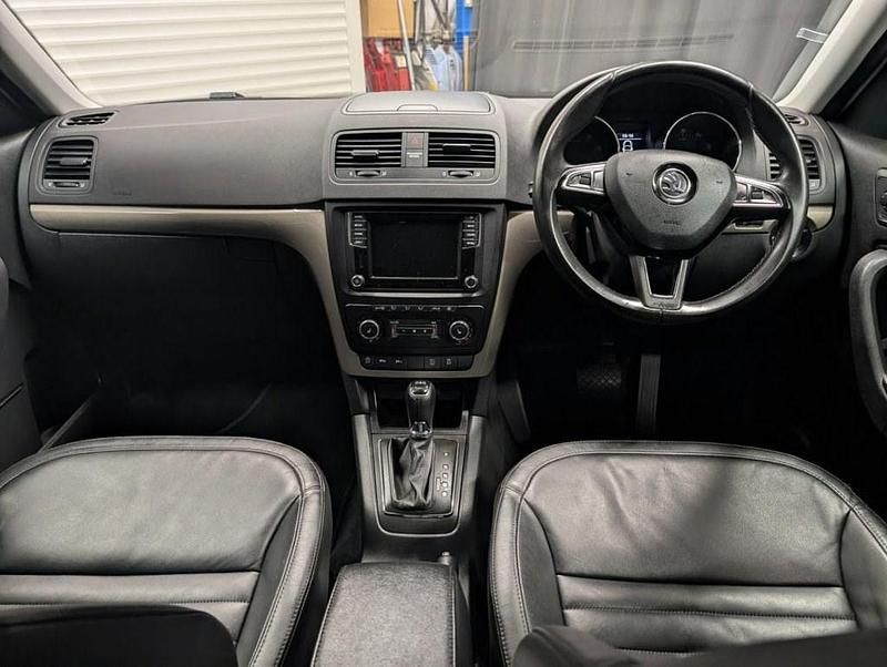 Used Skoda Yeti SE L 110 HP (80 kW) 2016 White SUV