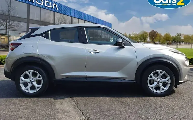 Used Nissan Juke Acenta 117 HP (86 kW) 2020 Silver SUV