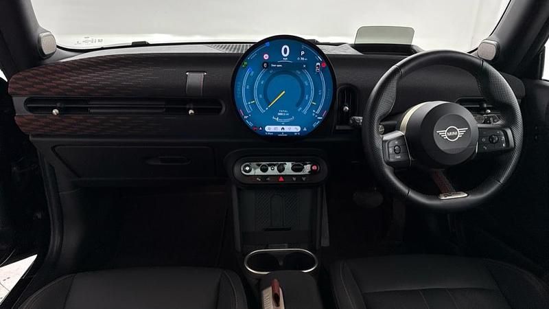 Used Mini Cooper S Hatch 201 HP (147 kW) 2024 Black Hatchback