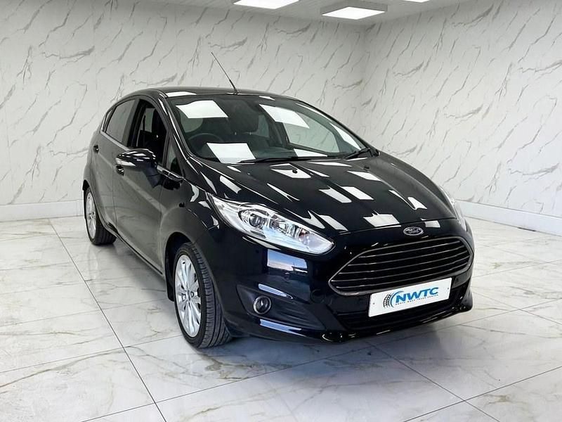 Used Ford Fiesta Titanium X 125 HP (91 kW) 2016 Black Hatchback