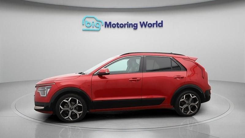 Used Kia Niro 139 HP (102 kW) 2023 Red SUV