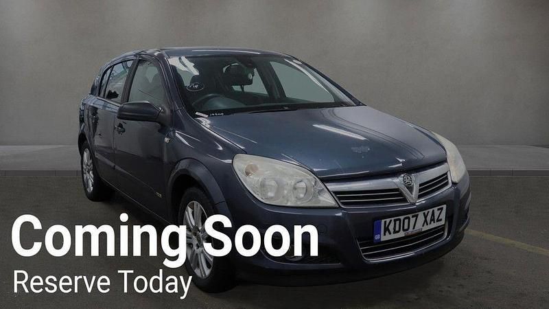 Used Vauxhall Astra Design Edition 2007 Blue Hatchback