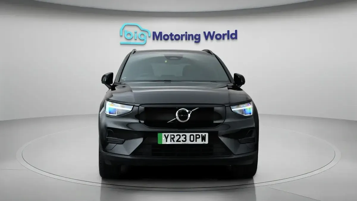 Used Volvo XC40 Core 300 kW (408 HP) 2022 Black SUV