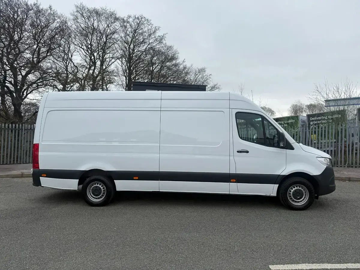 Used Mercedes Sprinter Progressive 2021 White Van