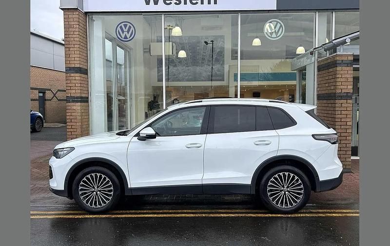 Used VW Tiguan Match 150 HP (110 kW) 2024 White SUV