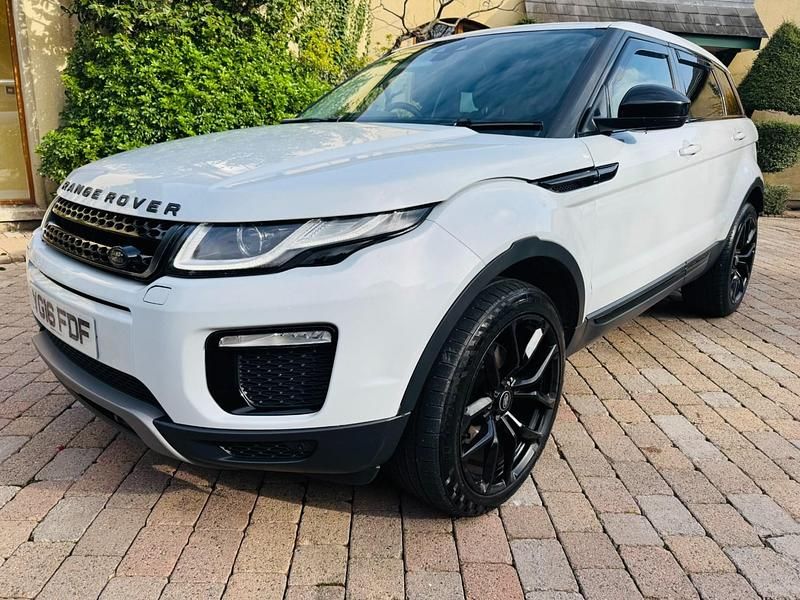 White Used 2016 Land Rover Range Rover evoque SE SUV | £6,995 - Image 1/4