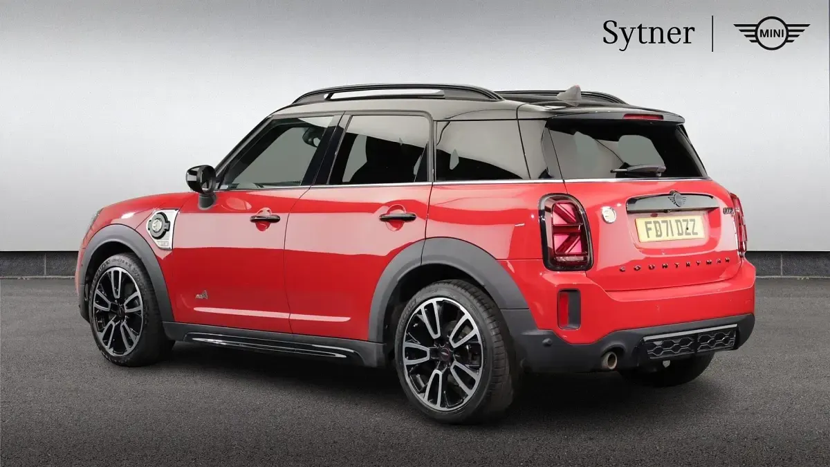 Used Mini Cooper S Countryman Sport 219 HP (161 kW) 2022 Red SUV