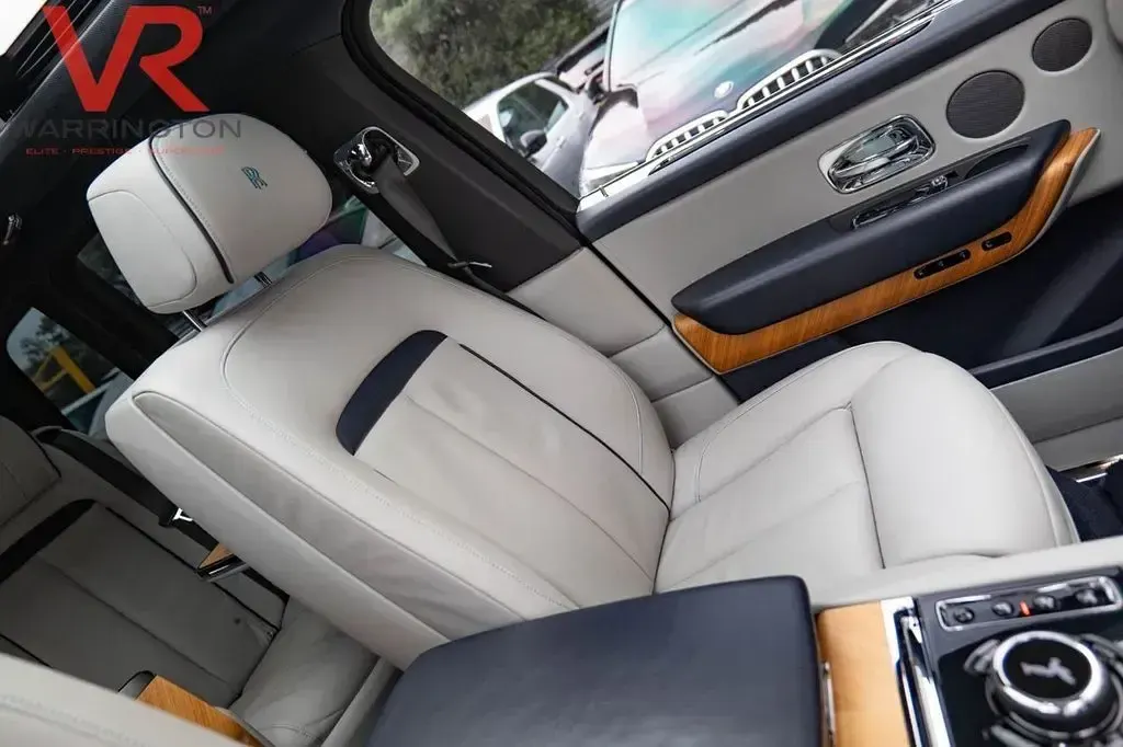 Used Rolls Royce Cullinan 563 HP (414 kW) 2019 Grey SUV
