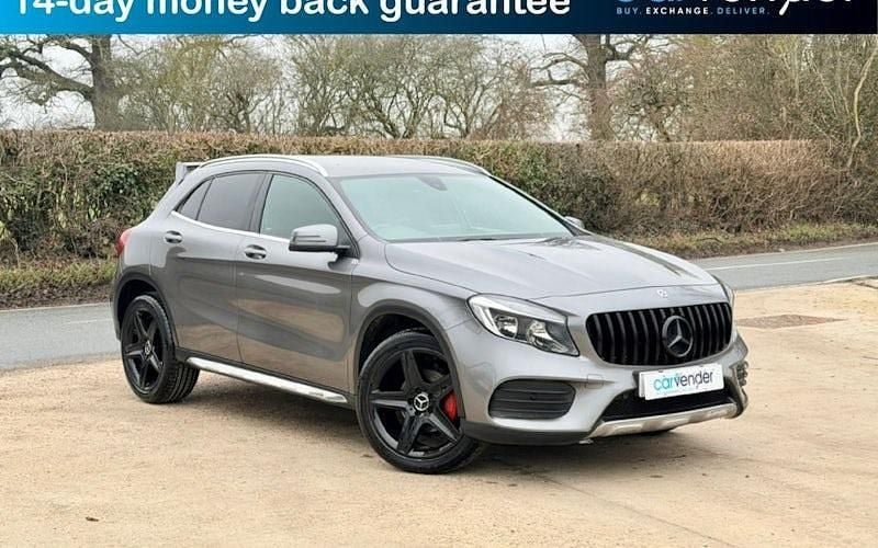 Used 2019 Mercedes GLA200 AMG line SUV | £15,500 (Fair price) - Image 1/3