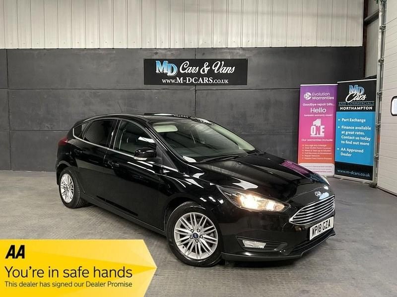 Used Ford Focus Zetec 120 HP (88 kW) 2018 Black Hatchback