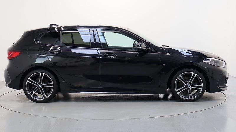 Used BMW 118 M Sport 150 HP (110 kW) 2023 Black Hatchback