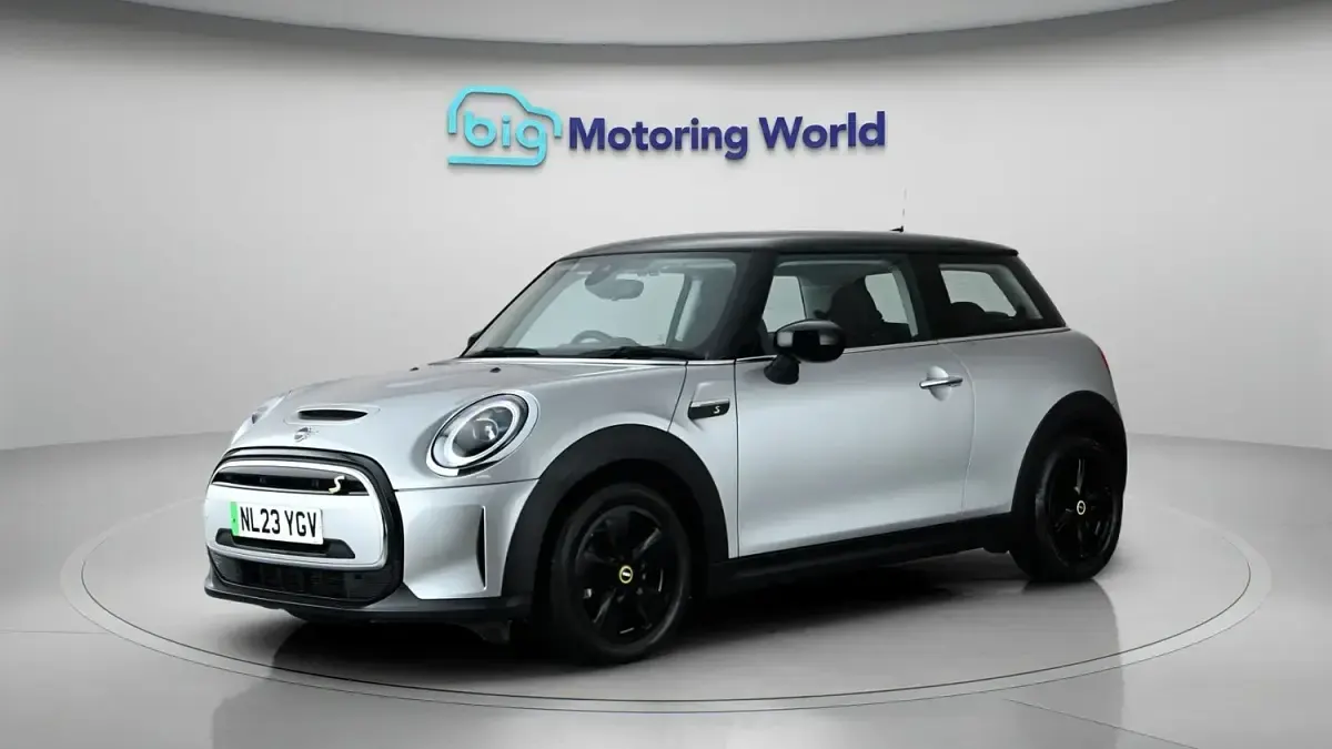 Used Mini Cooper S Hatch 135 kW (184 HP) 2023 Silver Hatchback