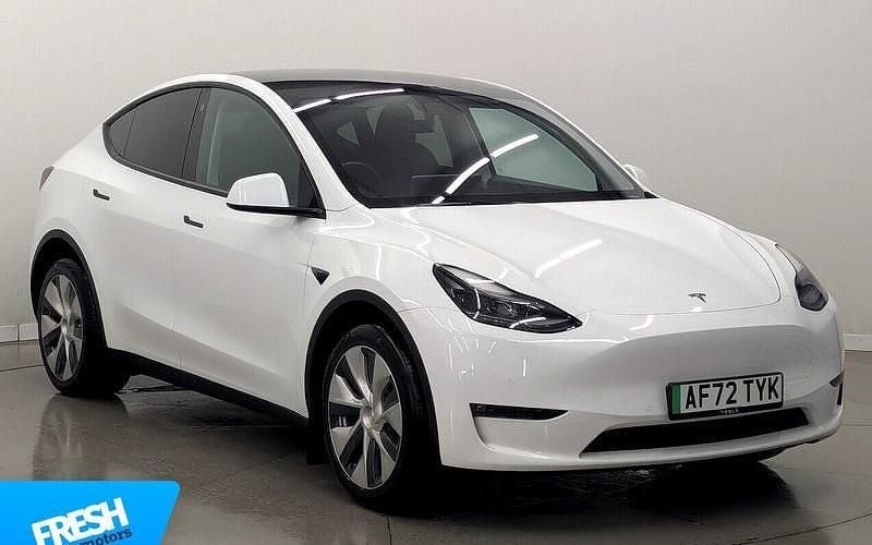 Used Tesla Model Y Long Range AWD 286 kW (389 HP) 2025 SUV