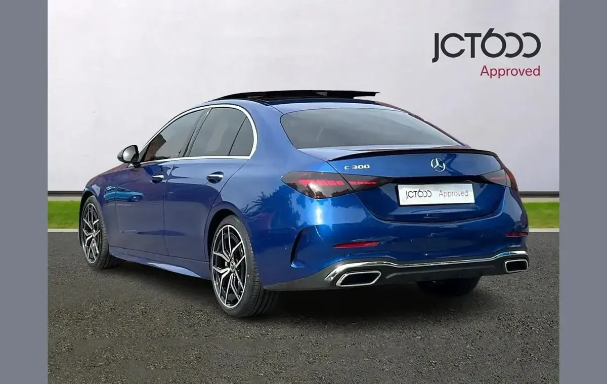 Used Mercedes C300e AMG Line Premium Plus 254 HP (186 kW) 2024 Blue Sedan