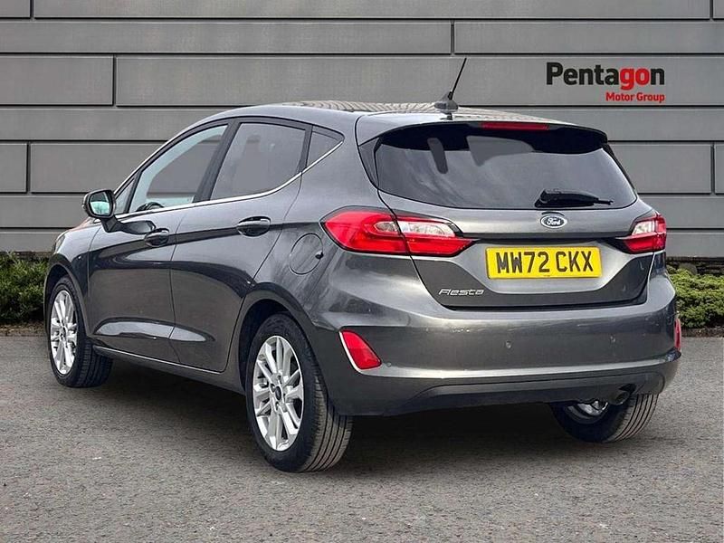 Used Ford Fiesta Titanium 99 HP (72 kW) 2023 Grey Hatchback