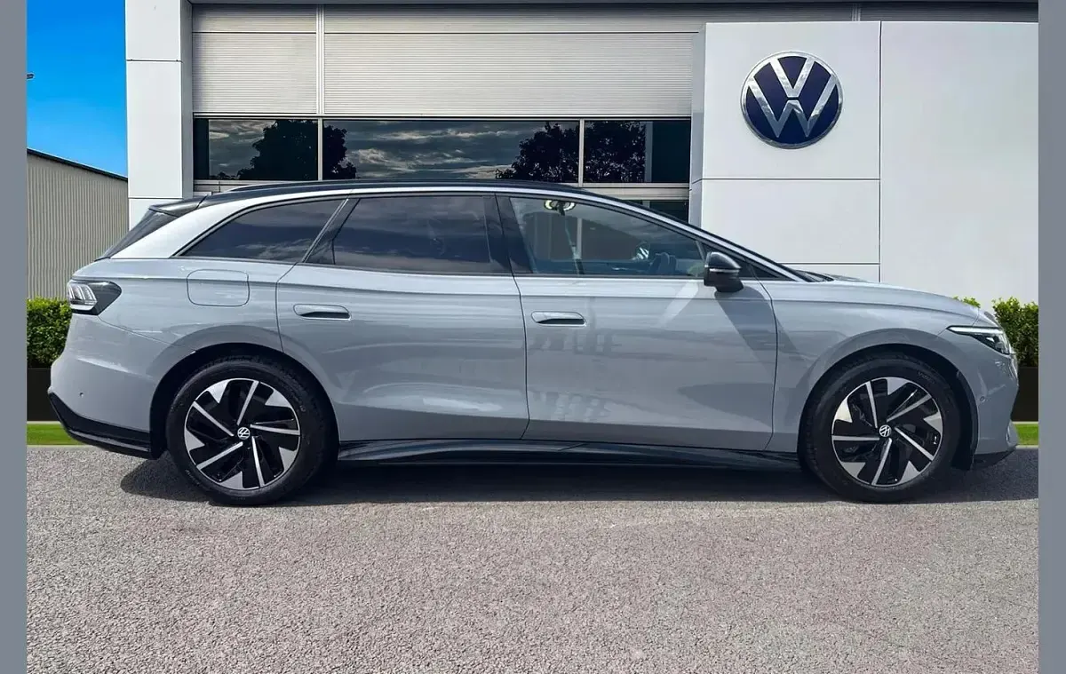 Used VW ID.7 Pro 210 kW (286 HP) 2026 Grey Estate