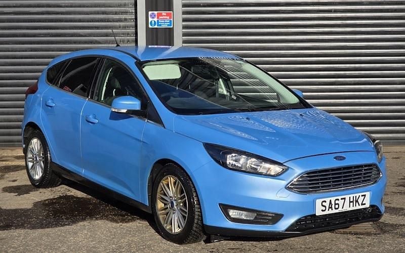 Used Ford Focus Zetec 125 HP (91 kW) 2017 Hatchback