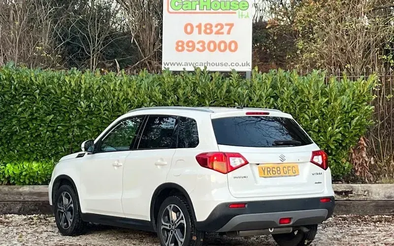 Second-hand Suzuki Vitara SZ5 120 CP (88 kW) 2018 Alb SUV