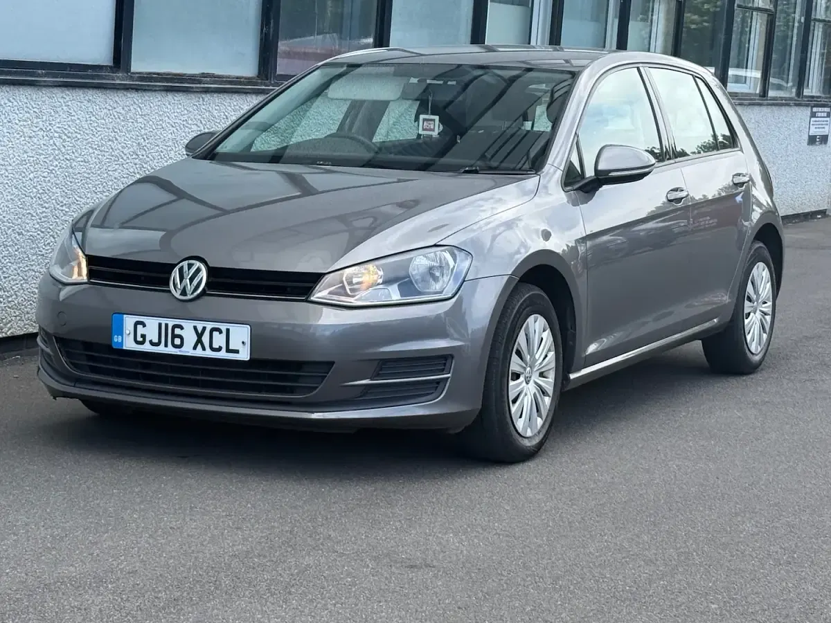 Used VW Golf VII S 110 HP (80 kW) 2016 Grey Hatchback