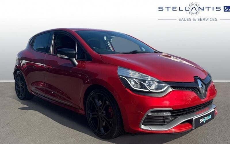 Used 2013 Renault Clio IV Trophy Hatchback | £11,261 (A bit pricey) - Image 1/4