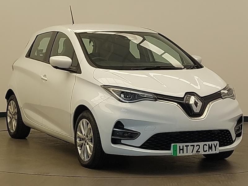 Used Renault Zoe SE 80 kW (110 HP) 2022 White Hatchback