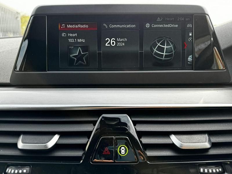 Used BMW 530 Comfort Edition 265 HP (194 kW) 2019 White Estate