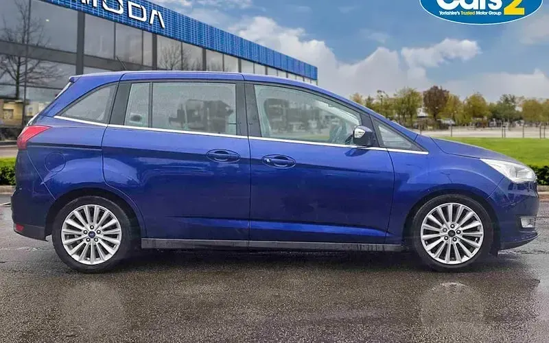 Used Ford Grand C-Max Titanium 150 HP (110 kW) 2016 Blue MPV