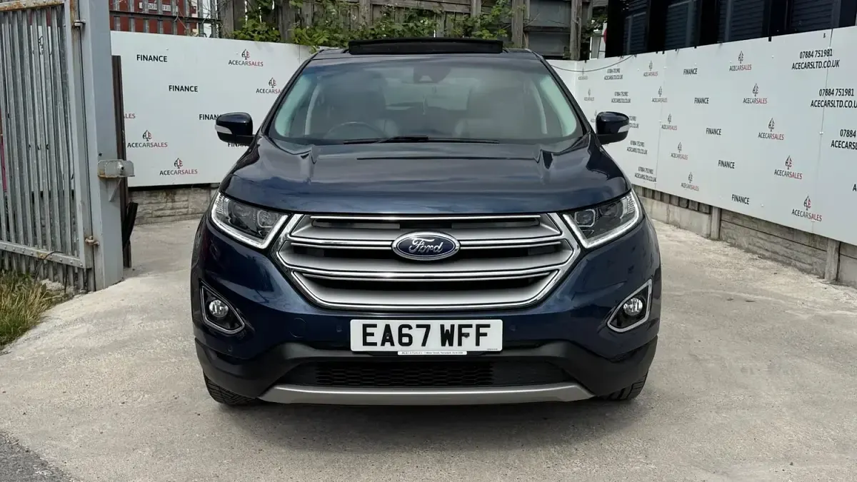 Used Ford Edge Titanium 210 HP (154 kW) 2017 Blue SUV
