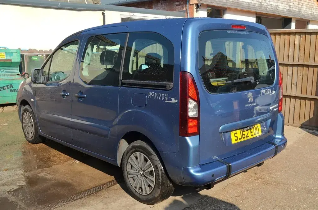 Used Peugeot Partner Tepee S 2012 Blue MPV