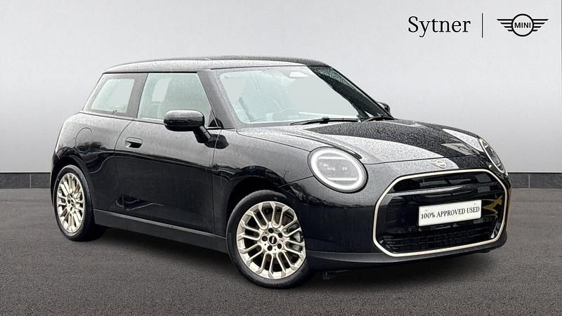 Used Mini Cooper Hatch 133 kW (181 HP) 2024 Black Hatchback