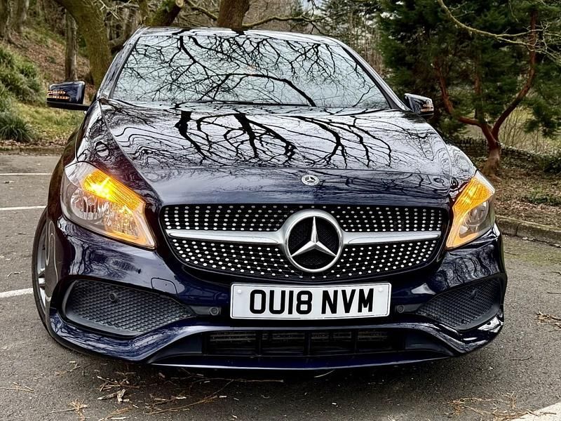 Used Mercedes A180 AMG line 122 HP (89 kW) 2018 Blue Hatchback