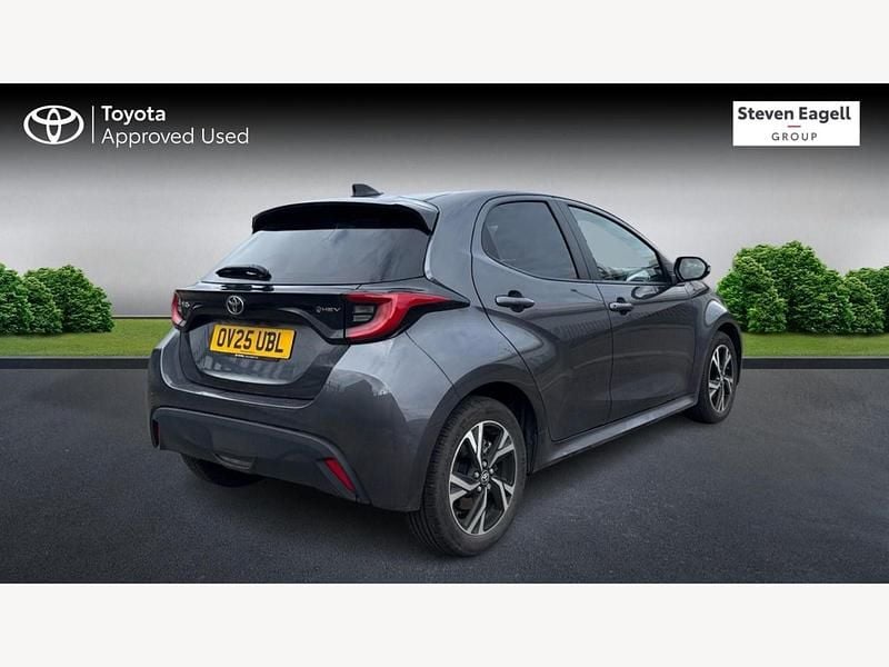 Used Toyota Yaris Hybrid Design 2025 Grey Hatchback
