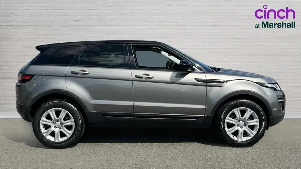 Used Land Rover Range Rover evoque SE 180 HP (132 kW) 2018 Silver
