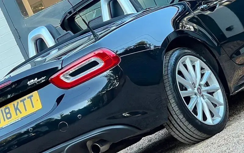 Used Fiat 124 Spider Lusso 140 HP (102 kW) 2017 Black Cabriolet