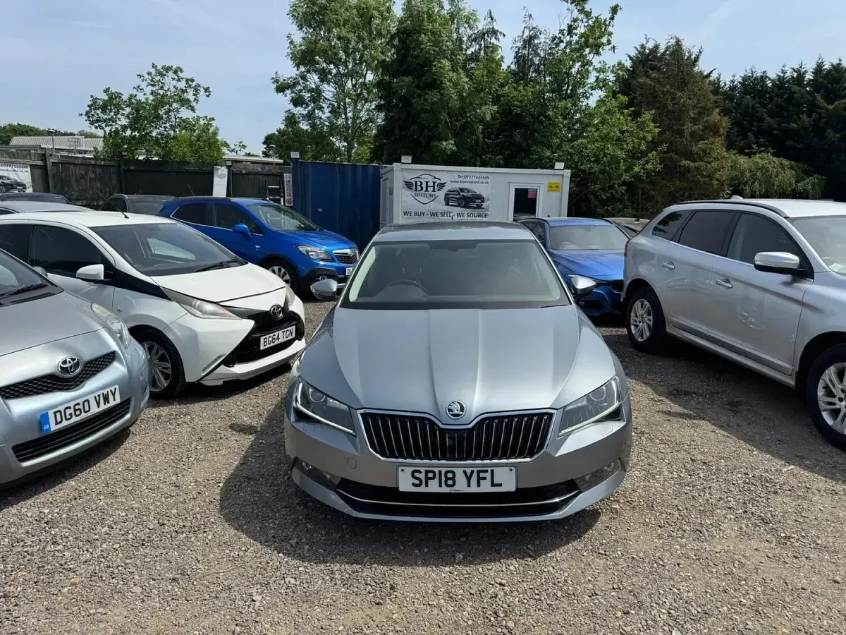 Used Skoda Superb SE L Executive 190 HP (139 kW) 2018 Grey Hatchback