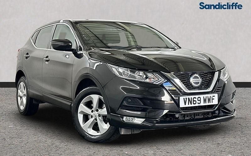 Black Used 2019 Nissan Qashqai Acenta Premium SUV | £10,743 (Good price) - Image 1/4