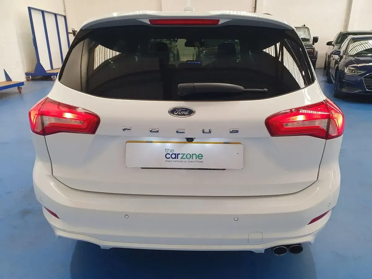 Used Ford Focus ST-Line X 179 HP (131 kW) 2019 White Estate