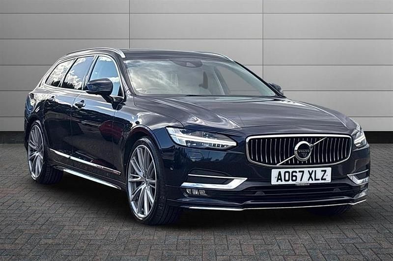 Mussel blue Used 2017 Volvo V90 Inscription Estate | £12,990 (Fair price) - Image 1/4