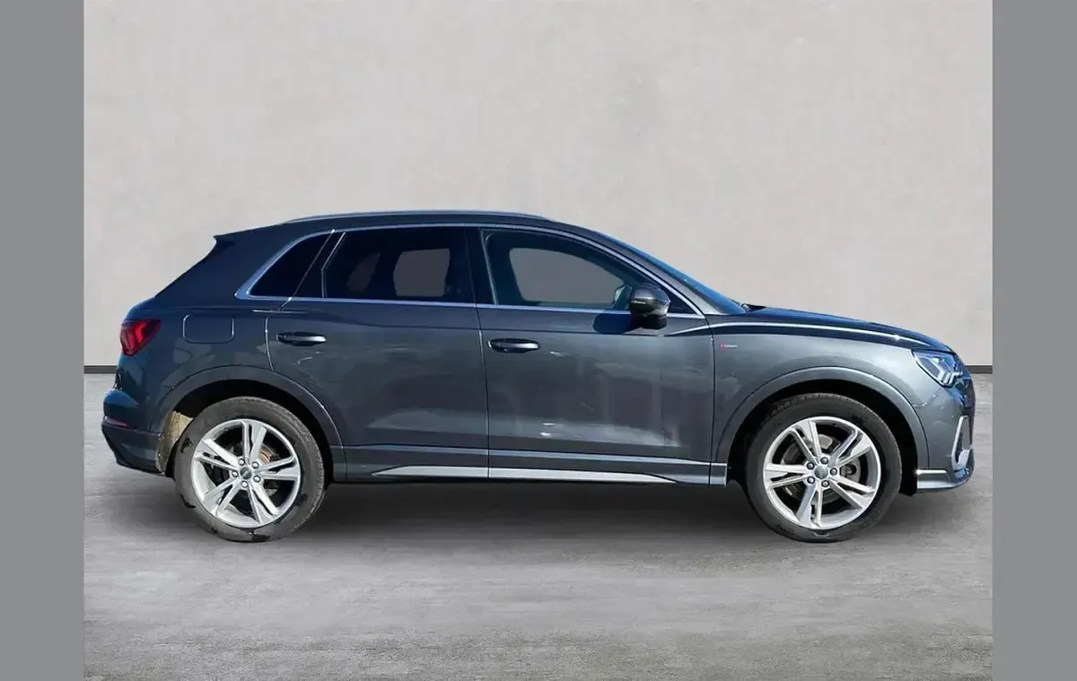 Used Audi Q3 S-Line 200 HP (147 kW) 2020 Grey SUV